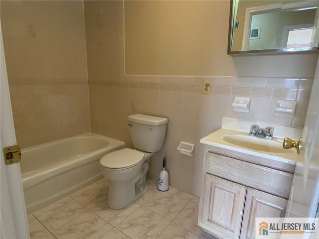 76 Union Street A10, Newark, NJ 07105