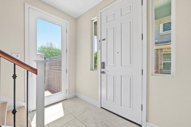 2880 Stringham Way, Dublin, CA 94568