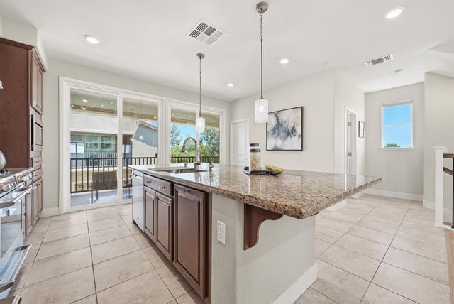 2880 Stringham Way, Dublin, CA 94568