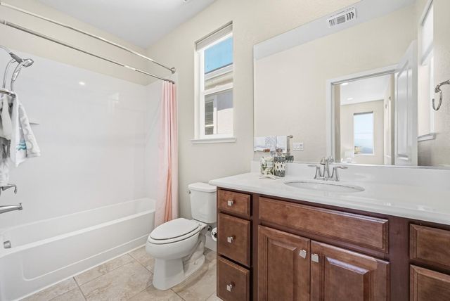 2880 Stringham Way, Dublin, CA 94568