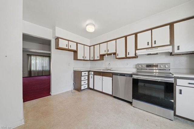 5212 Richard RD, Virginia Beach, VA 23462