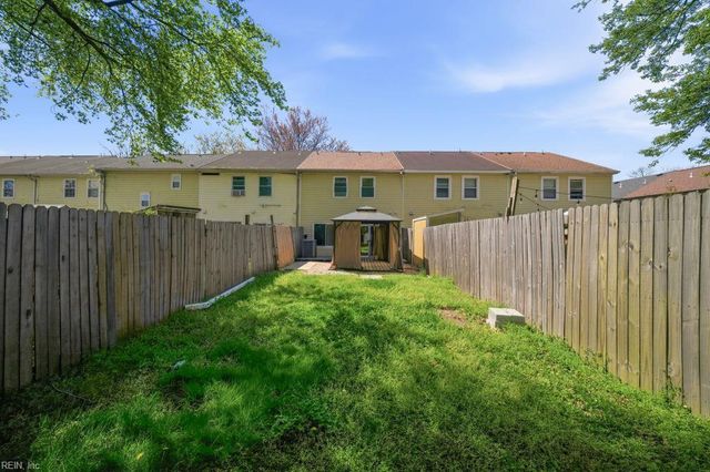 5212 Richard RD, Virginia Beach, VA 23462