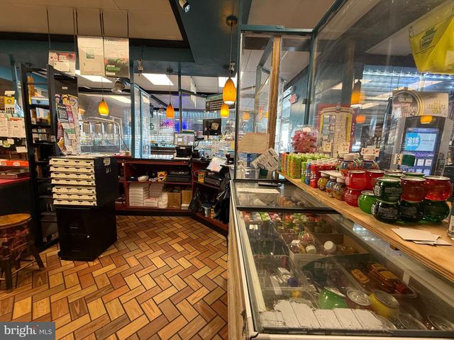 601-17 CHESTER AVE, Lansdowne, PA 19050