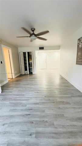 7100 NW 17 111 111, Plantation, FL 33313