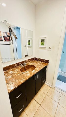 7100 NW 17 111 111, Plantation, FL 33313