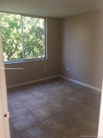 1740 NW North River Dr 529, Miami, FL 33125