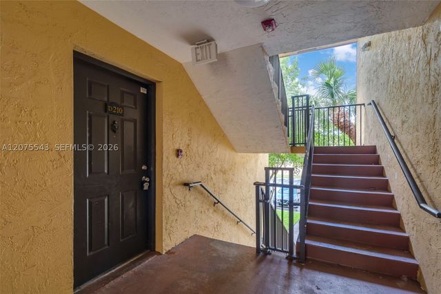 4015 W Mcnab Rd D210, Pompano Beach, FL 33069
