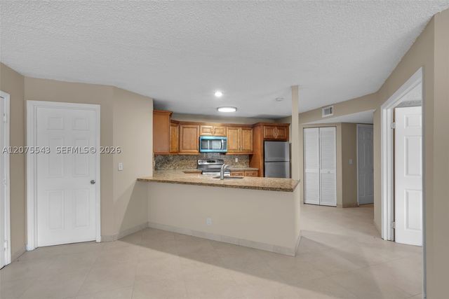4015 W Mcnab Rd D210, Pompano Beach, FL 33069