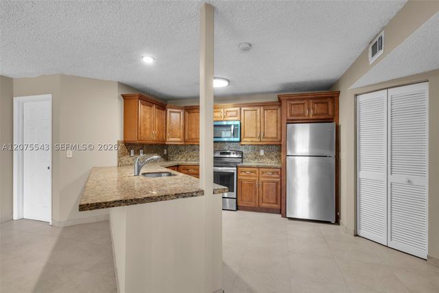 4015 W Mcnab Rd D210, Pompano Beach, FL 33069