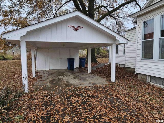 207 N 8TH Street, Mt Vernon, IL 62864