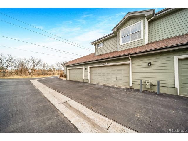 2714 W Greens Ln, Littleton, CO 80123