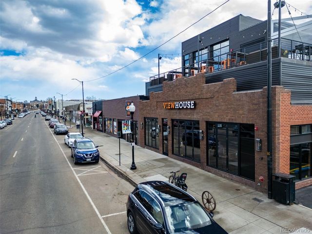 2714 W Greens Ln, Littleton, CO 80123