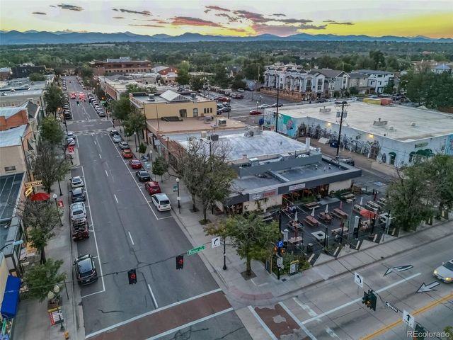 2714 W Greens Ln, Littleton, CO 80123