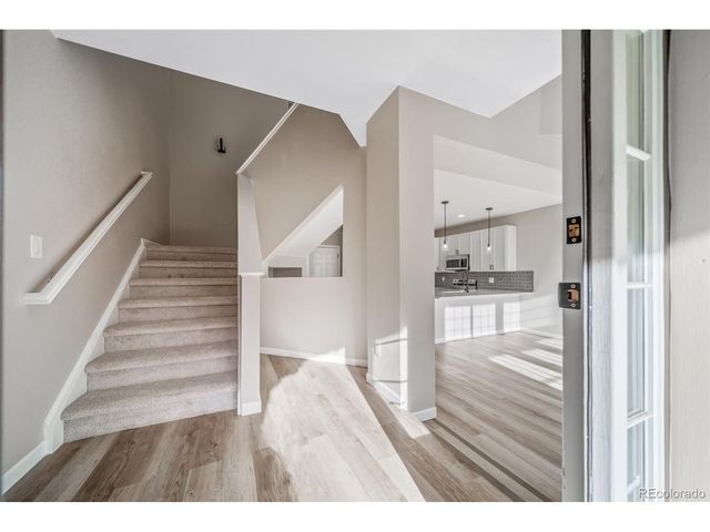 2714 W Greens Ln, Littleton, CO 80123