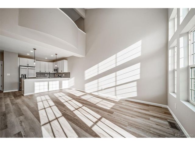 2714 W Greens Ln, Littleton, CO 80123