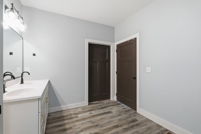 698 Dearman St, Smithville, TN 37166