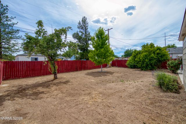 439 L Street, Sparks, NV 89431