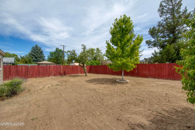 439 L Street, Sparks, NV 89431