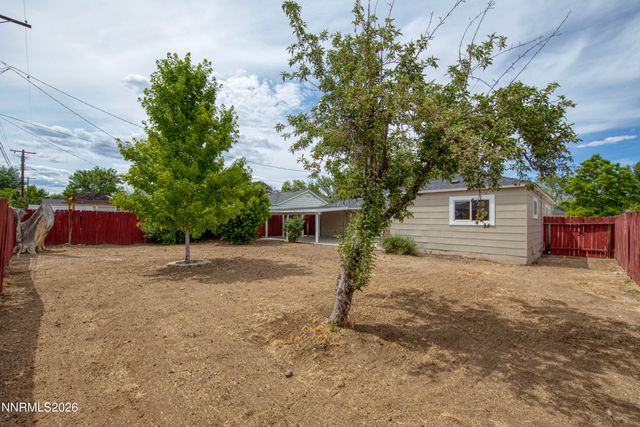 439 L Street, Sparks, NV 89431