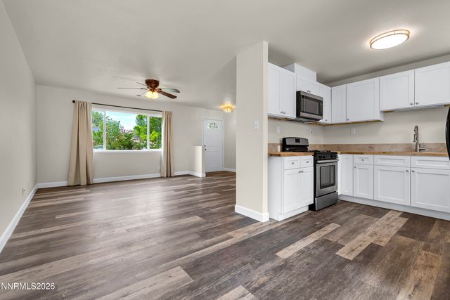 439 L Street, Sparks, NV 89431