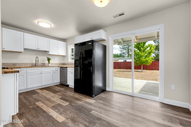 439 L Street, Sparks, NV 89431