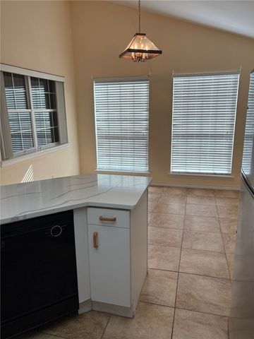 210 Oak Bay St 1102, Rockport, TX 78382