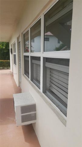 2 Coventry A 2 2, West Palm Beach, FL 33417