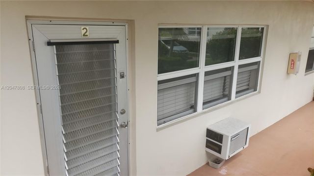 2 Coventry A 2 2, West Palm Beach, FL 33417