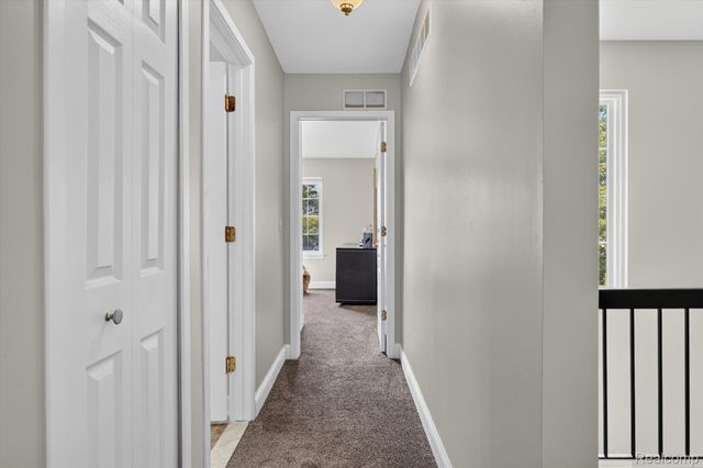 532 Winwood Circle, Walled Lake, MI 48390