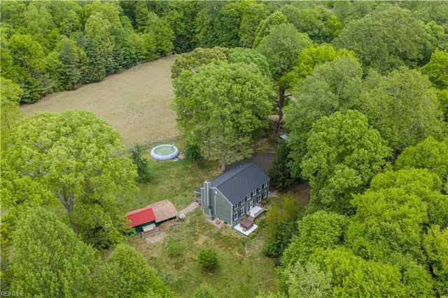 9652 Laurelwood LN, Gloucester, VA 23061