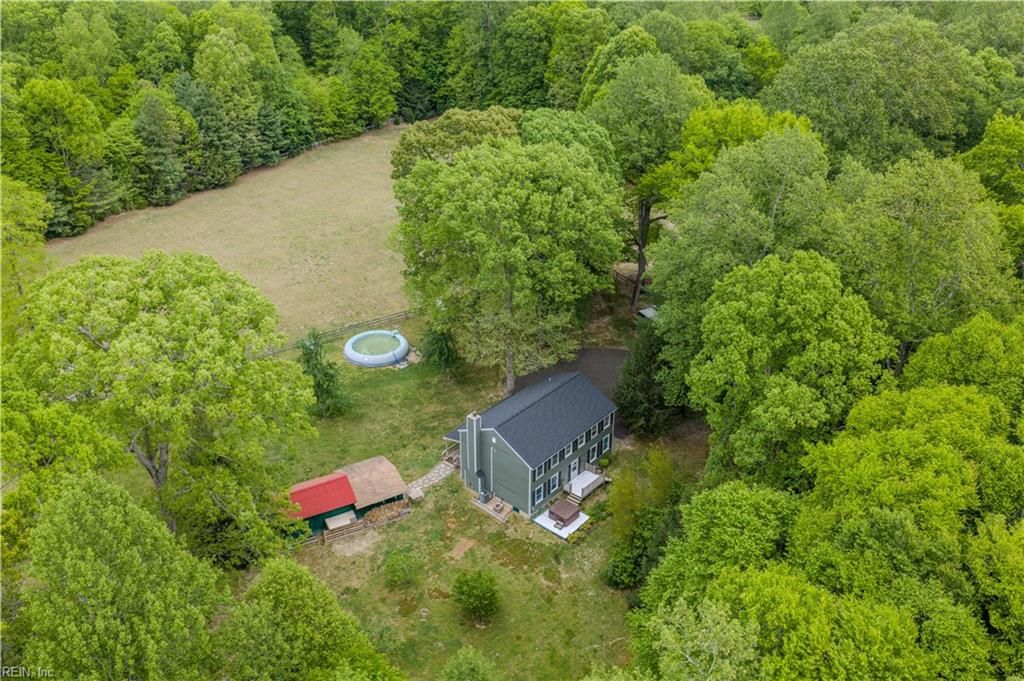 9652 Laurelwood LN, Gloucester, VA 23061