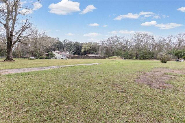 9426 Schoener Road, Grand Bay, AL 36541