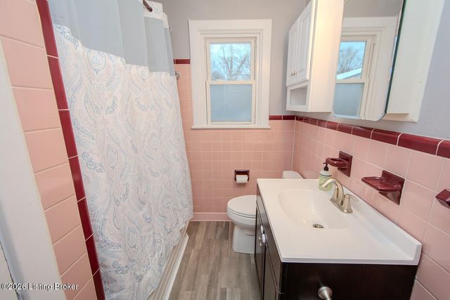 2219 Lancashire Ave, Louisville, KY 40205