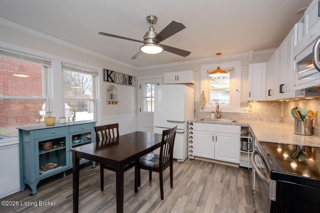 2219 Lancashire Ave, Louisville, KY 40205