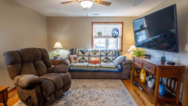 1145 Broadleaf Road, Mammoth Spring, AR 72554