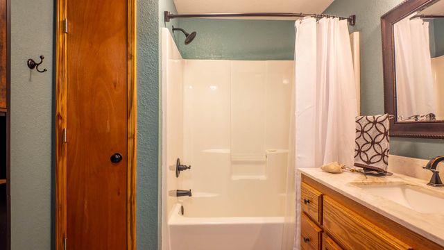 1145 Broadleaf Road, Mammoth Spring, AR 72554