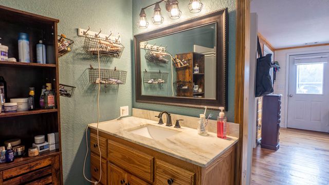 1145 Broadleaf Road, Mammoth Spring, AR 72554