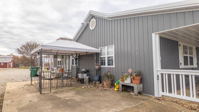 1145 Broadleaf Road, Mammoth Spring, AR 72554