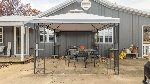 1145 Broadleaf Road, Mammoth Spring, AR 72554