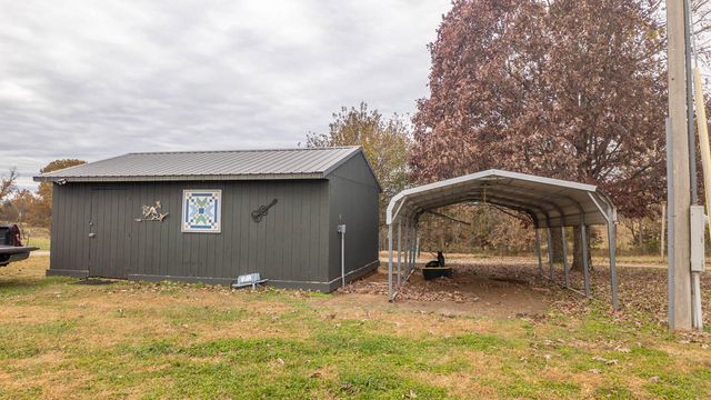 1145 Broadleaf Road, Mammoth Spring, AR 72554