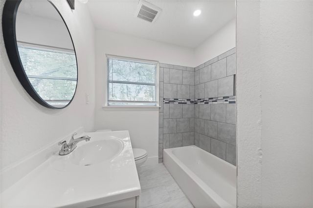 2313 Ingersol Avenue, Pasadena, TX 77506