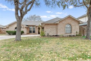 2319 Willow Dr, Portland, TX 78374
