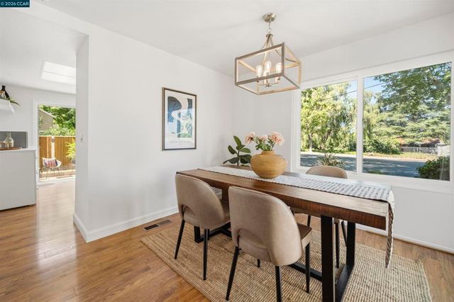 4203 Dubhe Ct, Concord, CA 94521