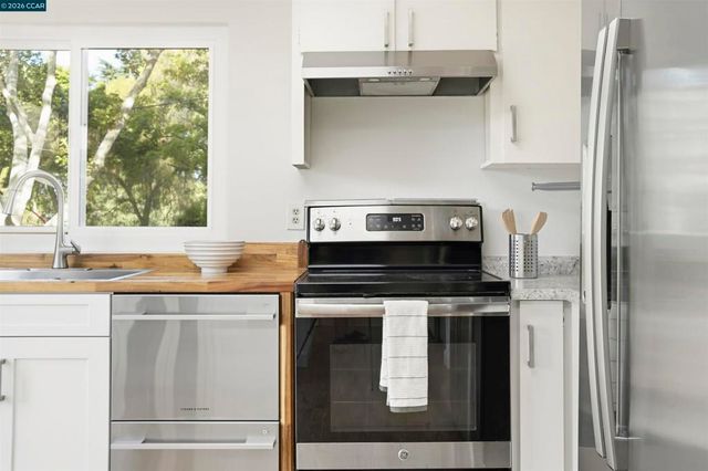 4203 Dubhe Ct, Concord, CA 94521