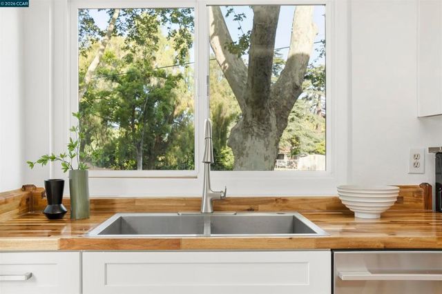 4203 Dubhe Ct, Concord, CA 94521