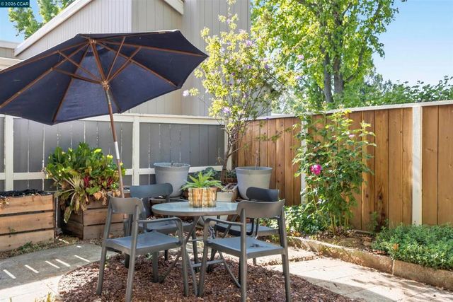 4203 Dubhe Ct, Concord, CA 94521