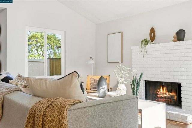 4203 Dubhe Ct, Concord, CA 94521