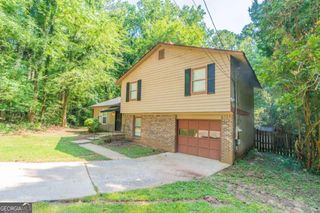 3830 Chimney Stone Court, Ellenwood, GA 30294