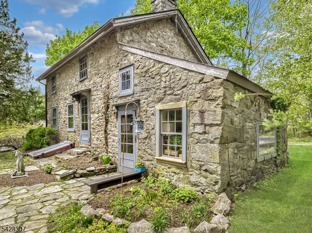 295 County Road 579, Bethlehem Twp., NJ 08804