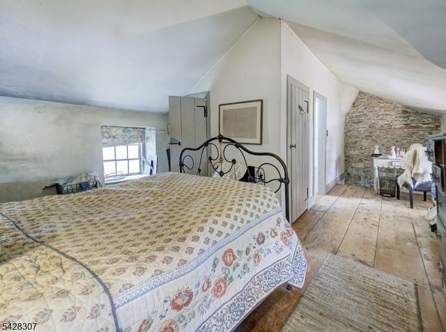 295 County Road 579, Bethlehem Twp., NJ 08804